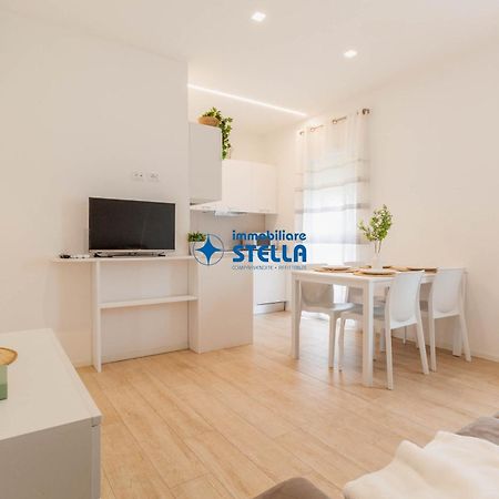 Condominio Rossella リド・ディ・イエゾロ エクステリア 写真